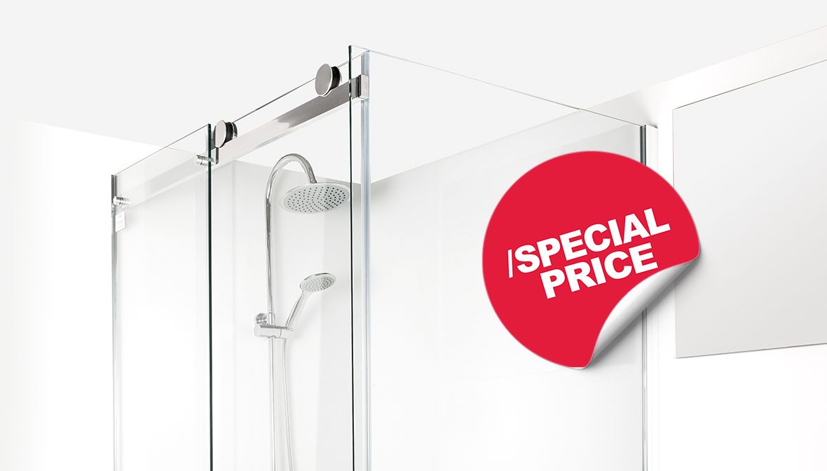 1400 x 900 Central Sliding Shower Package